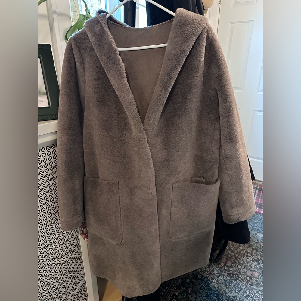 Zara Women's Cozy Teddy Reversible Jacket